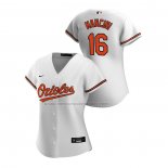 Camiseta Beisbol Mujer Baltimore Orioles Trey Mancini Replica Primera 2020 Blanco
