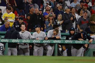 Yankees barridos por Medias Rojas, Lynn no puede recuperarse